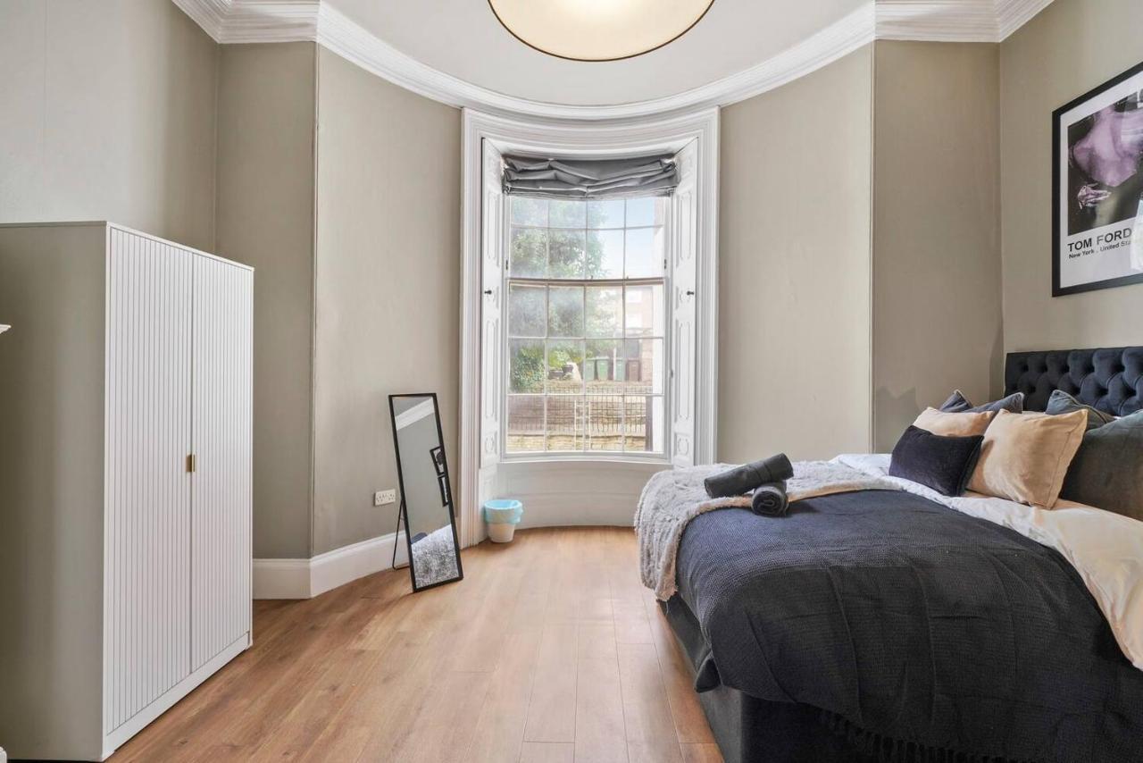 Lovely Central Wakefield Apartment - Parking Esterno foto