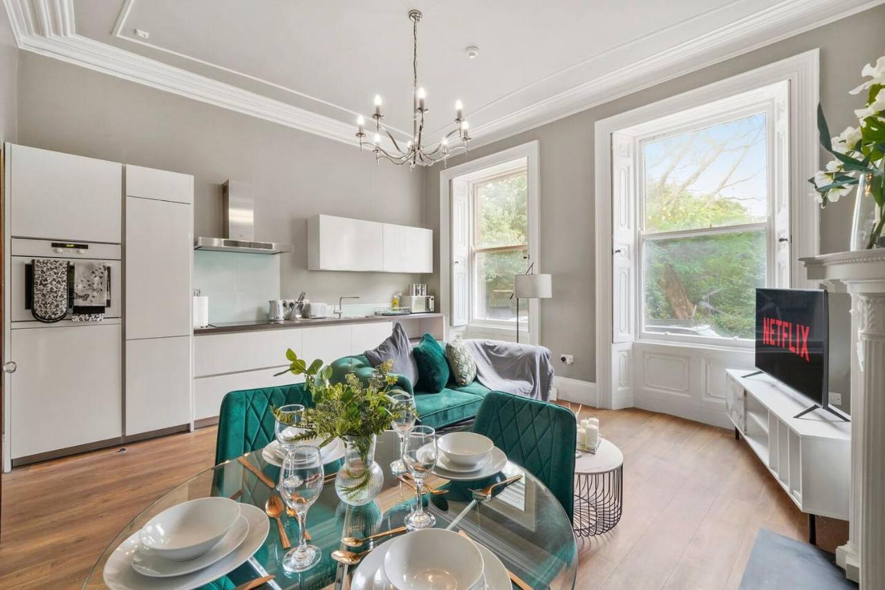 Lovely Central Wakefield Apartment - Parking Esterno foto